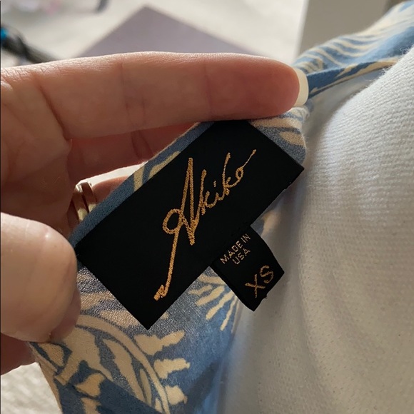 NWOT perfect Akiko summer dress - Picture 4 of 6